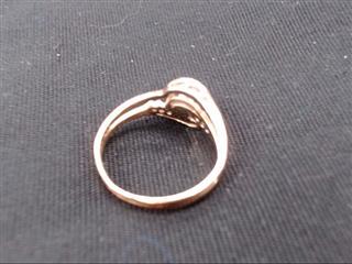 Lady's Diamond Cluster Ring 7 Diamonds .29 Carat T.W. 14K Yellow Gold 2.32g